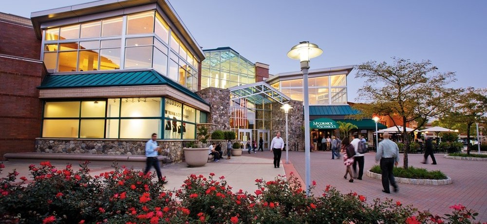 Malls of America: Somerset Mall